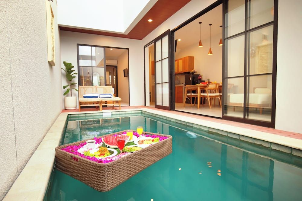 The Canggu Dome 1 with Rooftop By Bali Asia Villa - גיאניאר - בריכה