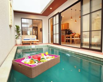 The Canggu Dome 1 with Rooftop By Bali Asia Villa - Gianyar