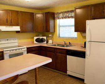 Mountain Meadows by Exploria Resorts - Pigeon Forge - Kitchen