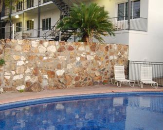Airlie Beach Apartments - Airlie Beach - Pool