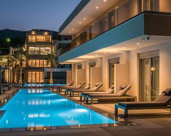 Riviera Boutique Hotel - Stalida - Pool