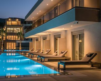Riviera Beach Hotel - Stalida - Piscina