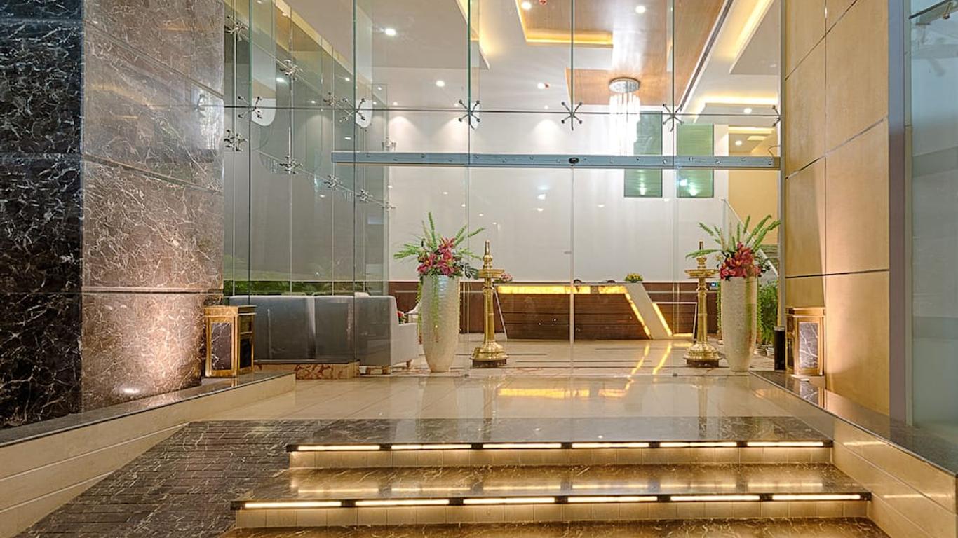 Hotel Lance International