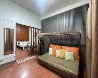 The Urban Link Apartment Legazpi - Legazpi City - Bedroom