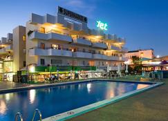伊比薩傑特公寓酒店 - 只招待成人入住 - 桑特霍塞普德薩塔萊阿 - 伊維薩鎮 - 游泳池