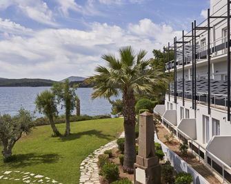 Xenia Poros Image Hotel - Póros - Vista del exterior