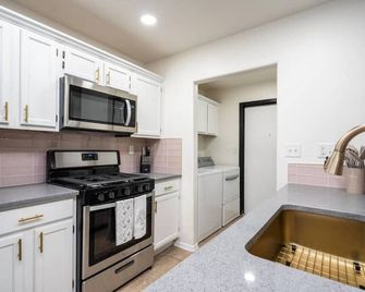 Art Deco 3 Bedroom Near Ft Bliss - Fort Bliss - Cocina