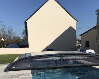 Outbuilding for 4 people - Hérouville-Saint-Clair - Piscine