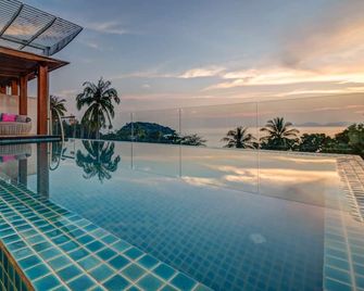 The Pelican Residence & Suites Krabi - Krabi - Piscina