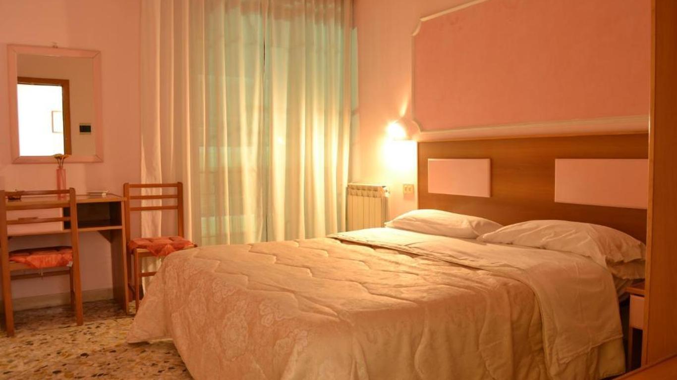 Hotel Linda