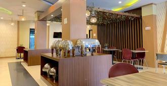 Parma Paus Hotel - Pekanbaru - Restaurant