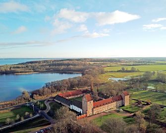 Bäckaskog Slott - Fjalkinge - Вигляд зовні