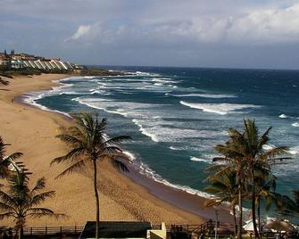 Seabrook In-house Holiday Rentals - Margate - Beach