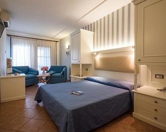 Hotel Barsalini - Marciana - Schlafzimmer