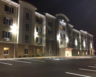 Candlewood Suites Youngstown W - I-80 Niles Area - Austintown - Building
