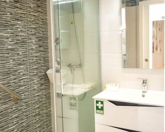 Batalha - Ferreiras Apartment - Batalha - Bathroom