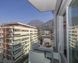 Sunrise House - Happy Rentals - Lugano - Balcony