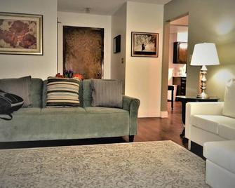Arhaus 3 - Grand Forks - Living room
