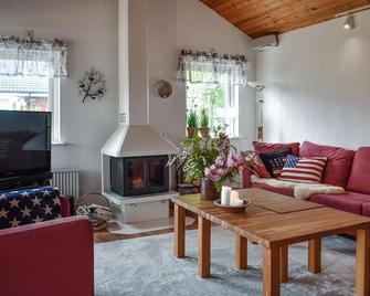 Nice Home In Beddingestrand - Beddingestrand - Sala de estar