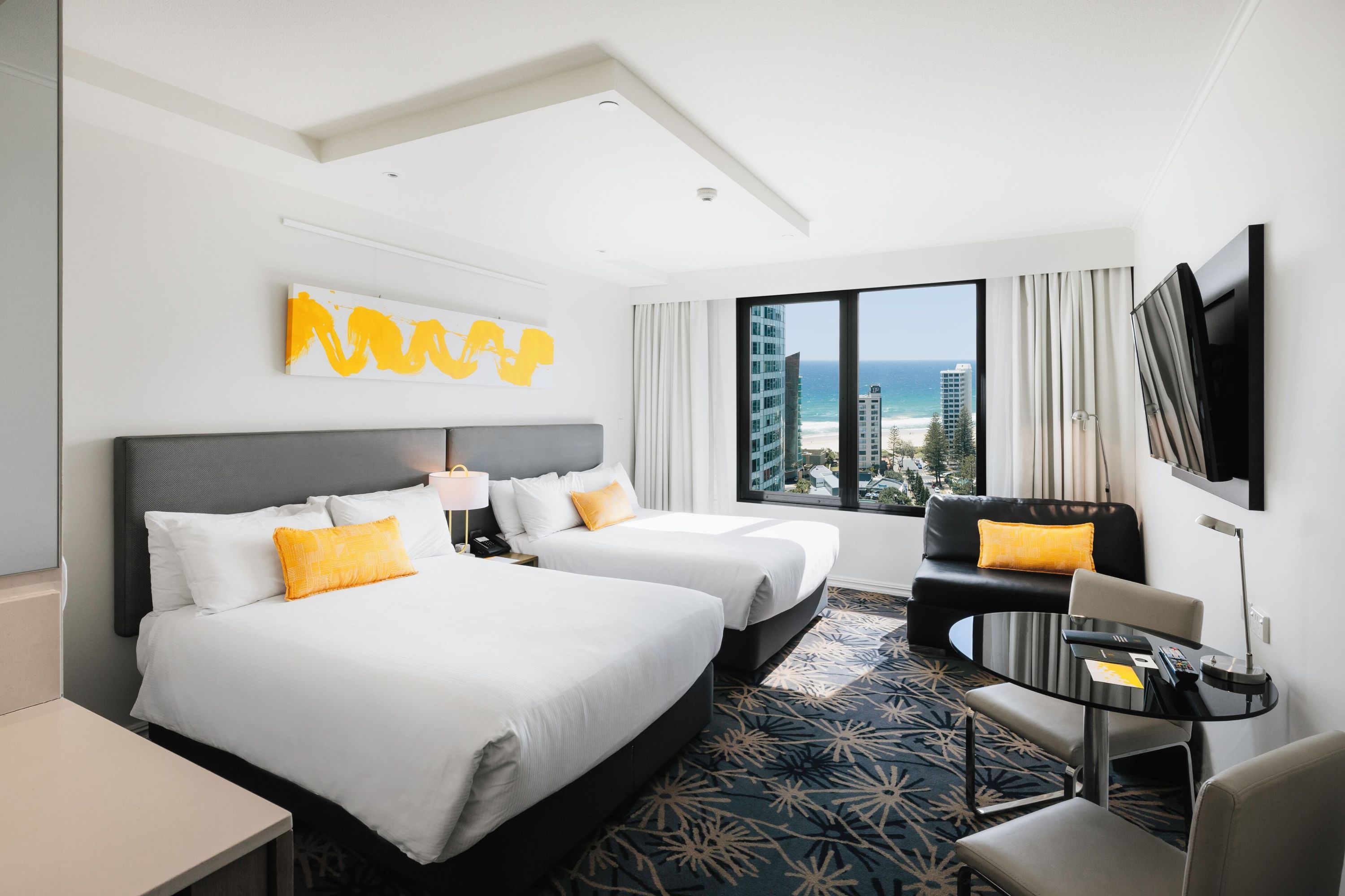 Voco Gold Coast By IHG - סרפרז פרדייז