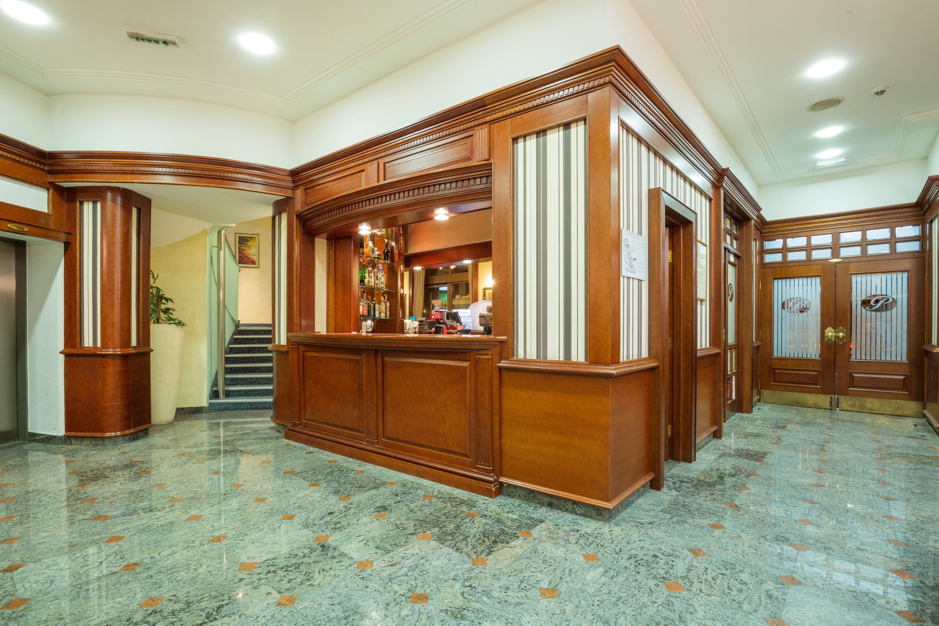 Kopernikus Hotel Prag - בלגרד - דלפק קבלה