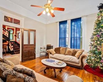 The Mardi Gras House - Mobile - Sala de estar