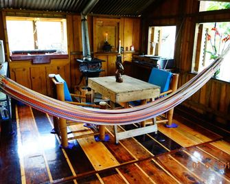 Bungalow in the Jungle - Turrialba - Cocina