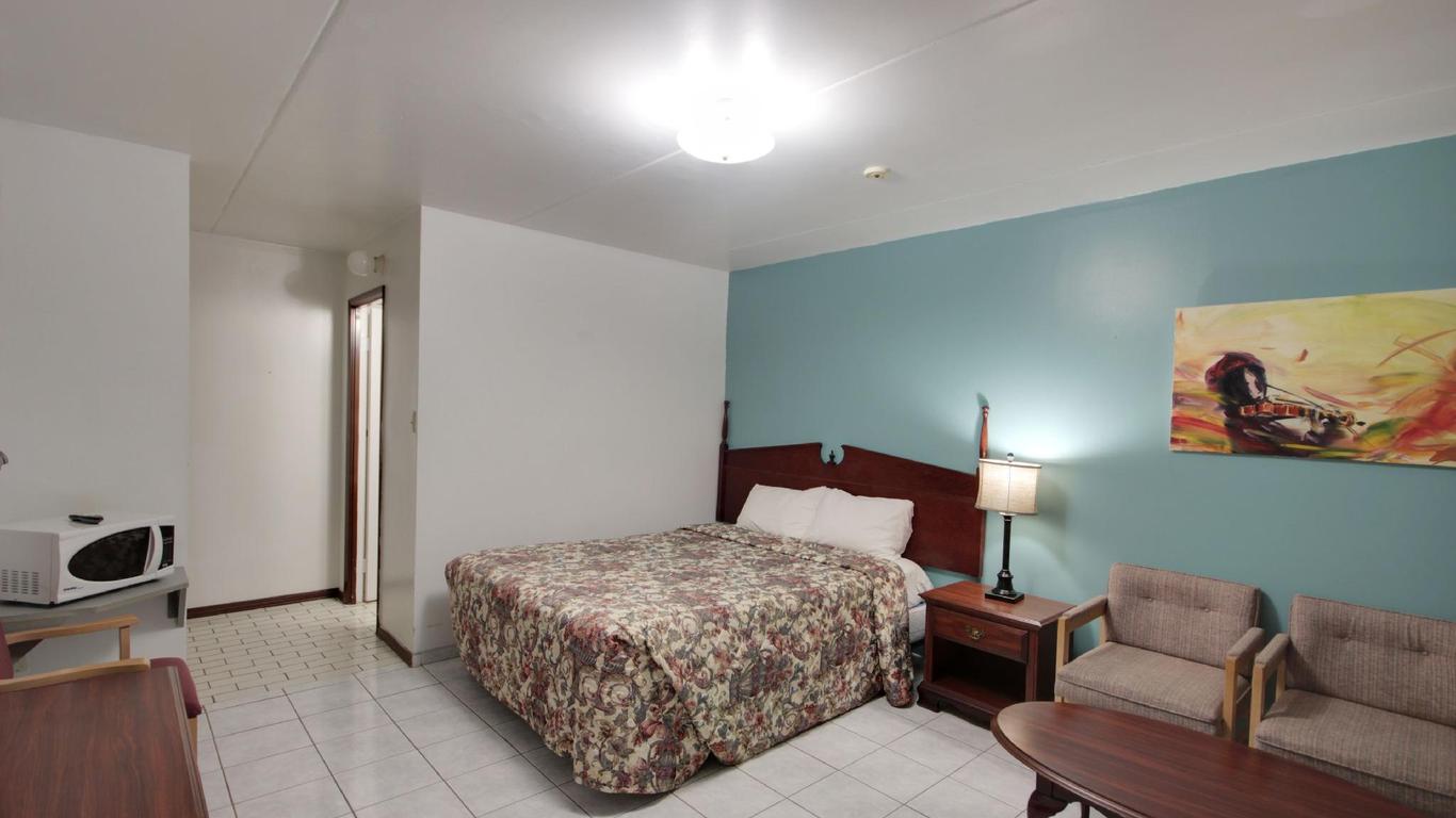 6267 Persepolis Inn