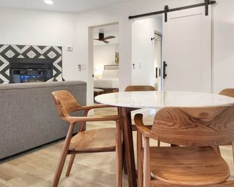Beach House Inn - Santa Barbara