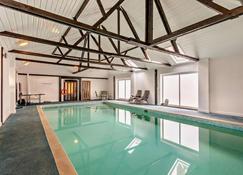 The Retreat - Norwich - Pool