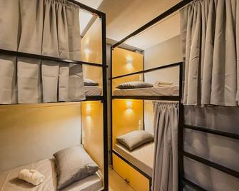 Goofy Ants Hostel - Puerto Princesa - Bedroom