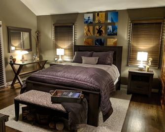Private, Accessible Ground-Level Luxury Suite in Grosse Pointe - Grosse Pointe - Habitación