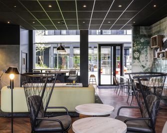 Aparthotel Adagio Access Palaiseau Saclay - Palaiseau - Salle à manger