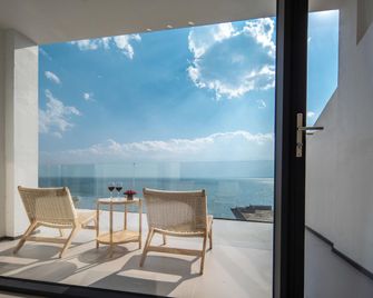 Dali Shuanglang Haiyu Sea View B&B (Double Corridor shop) - Dali - Balcón