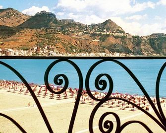 Sporting Baia Hotel - Giardini Naxos - Outdoor view