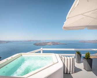 Avianto Suites - Imerovigli - Balcone