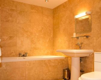Royal Seabank Hotel - Blackpool - Bathroom