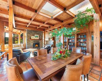 Inn Wine Country - Summers House - Sonoma - Dining room