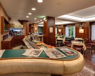 Hotel Hernán Cortés - Gijón - Restoran