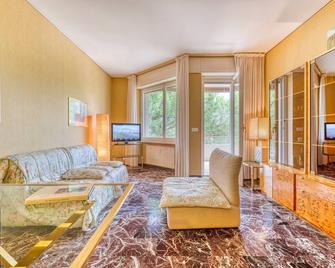 Appartamento Del Sole - Happy Rentals - Sanremo - Soggiorno