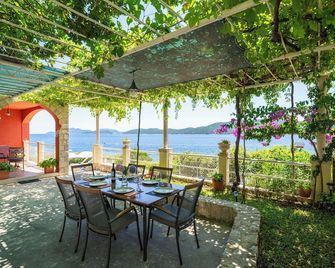 House Planika - Slano - Patio