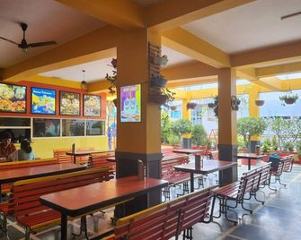 Hotel Meghna - Pithorāgarh - Restaurant