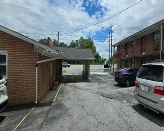 Queen Bed|smk|rocky Mount, Va - Rocky Mount