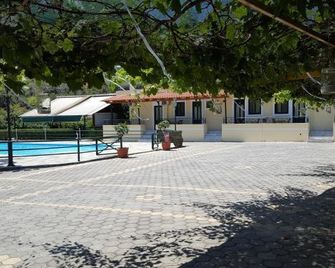 Gefyra Rooms - Epano Epidavros