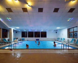 Hotel O3Zone - Baile Tusnad - Piscina