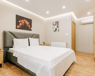 Flat w Jacuzzi, 8 min to Torium Mall in Beylikduzu - 伊斯坦堡 - 臥室