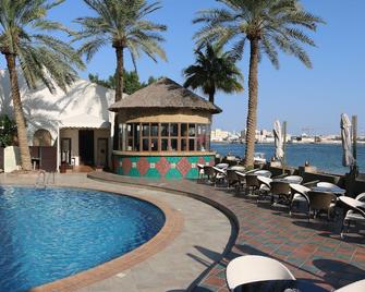 Elite Resort & Spa - Manama - Pool