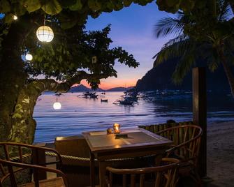 Last Frontier Beach Resort - Adults Only - El Nido - Patio