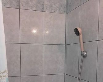 Dominó Panzió - Albareale - Bagno