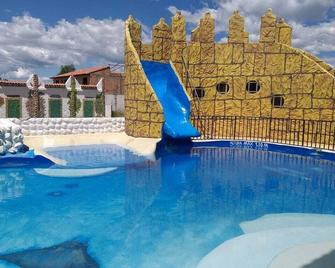 Hotel Villa Luisa - Sachica - Pool